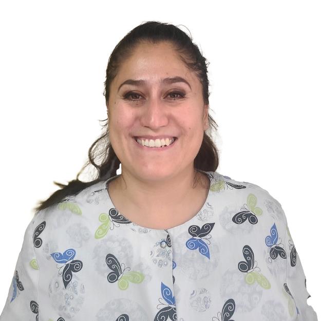 Headshot image of jackie, Dentist